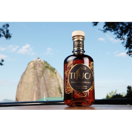 TIJUCA RHUM AMBRE-BRAZILIAN BLENDED RUM- 70CL-40% ALC.